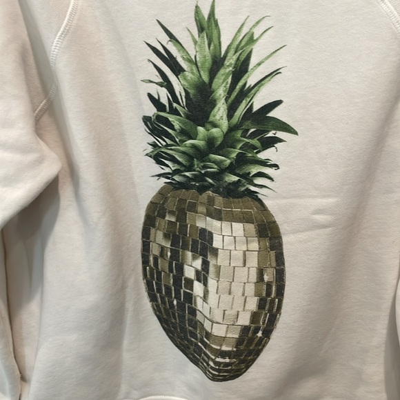 WILDFOX Party Pineapple Disco Ball Sommers Sweater Alabaster - Picture 3 of 8